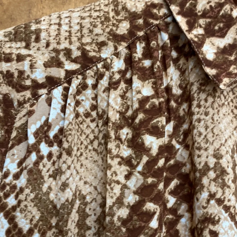 Python printed H&M blouse. - Picture 2 of 4